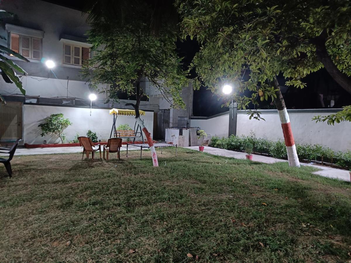 Dwārka Chitrakut Bungalows מראה חיצוני תמונה